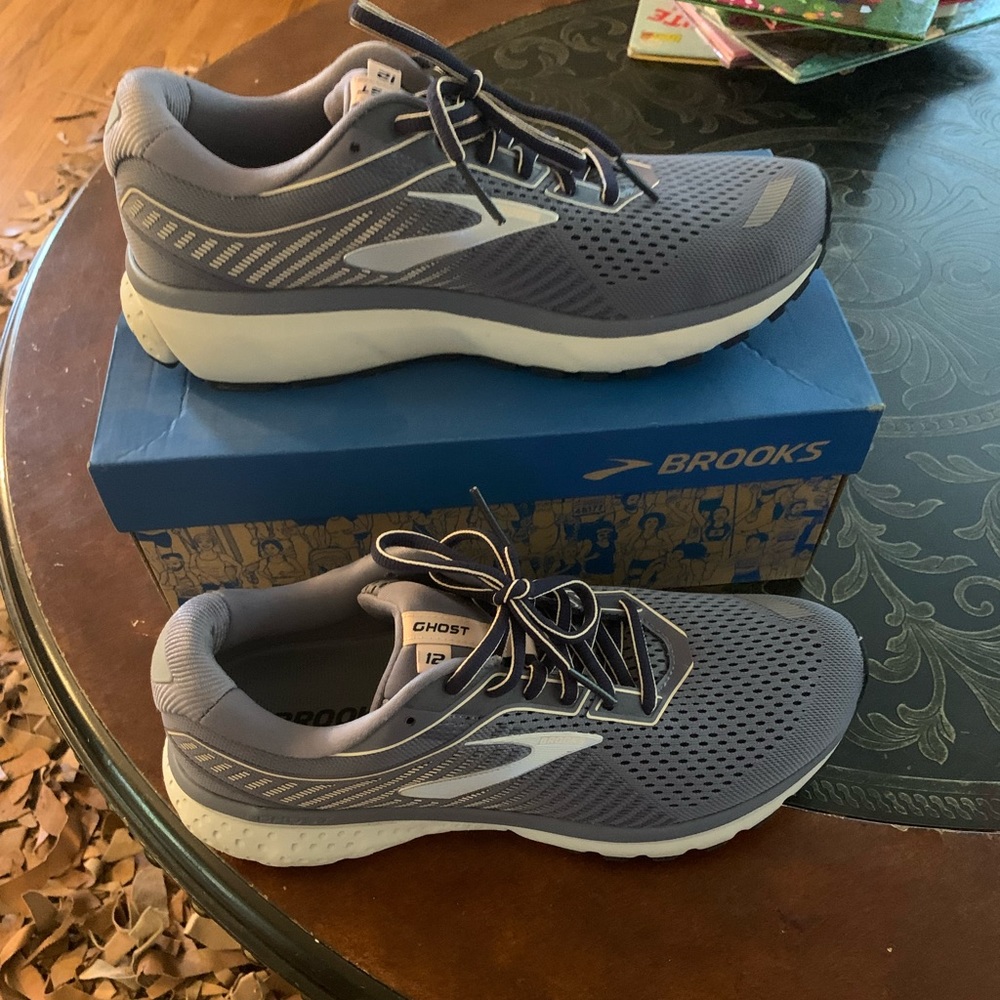 Brooks Ghost 12
